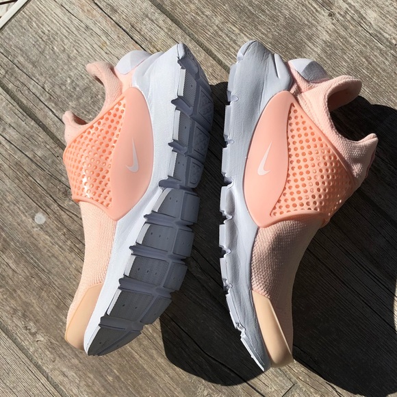🍑Nike soft dart 🍑New 🍑Price firm - Picture 5 of 7